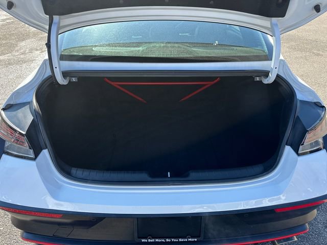 Used 2025 Hyundai Elantra N image 13