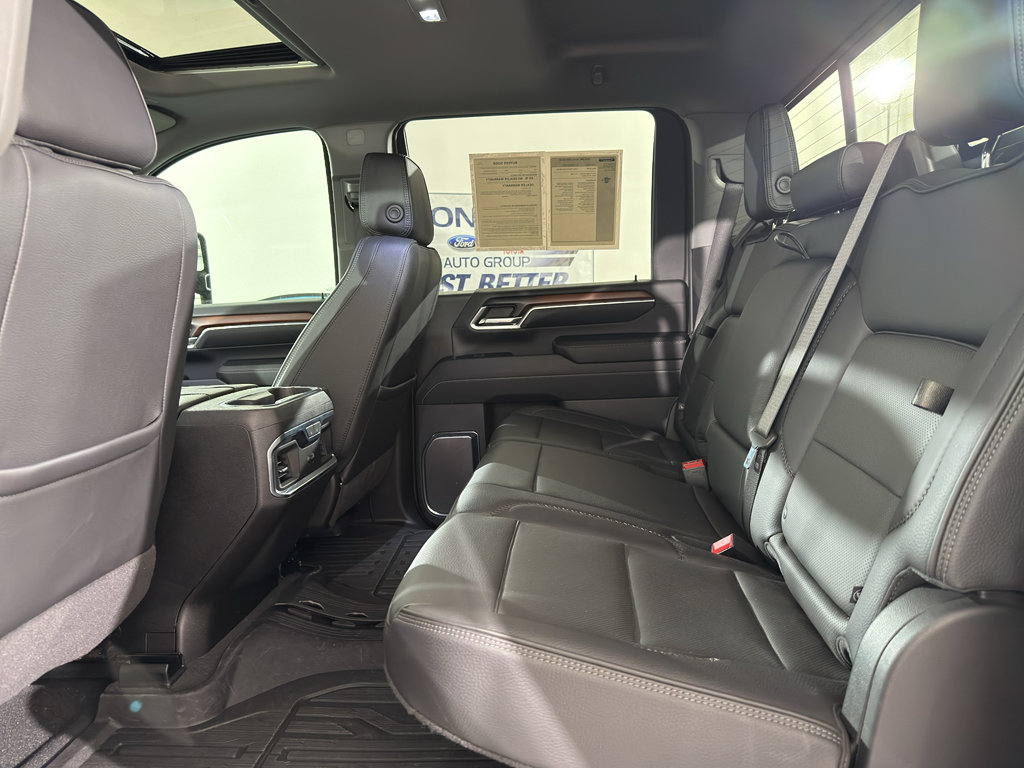 Used 2024 GMC Sierra 2500 Denali w/ Denali Reserve Package image 26
