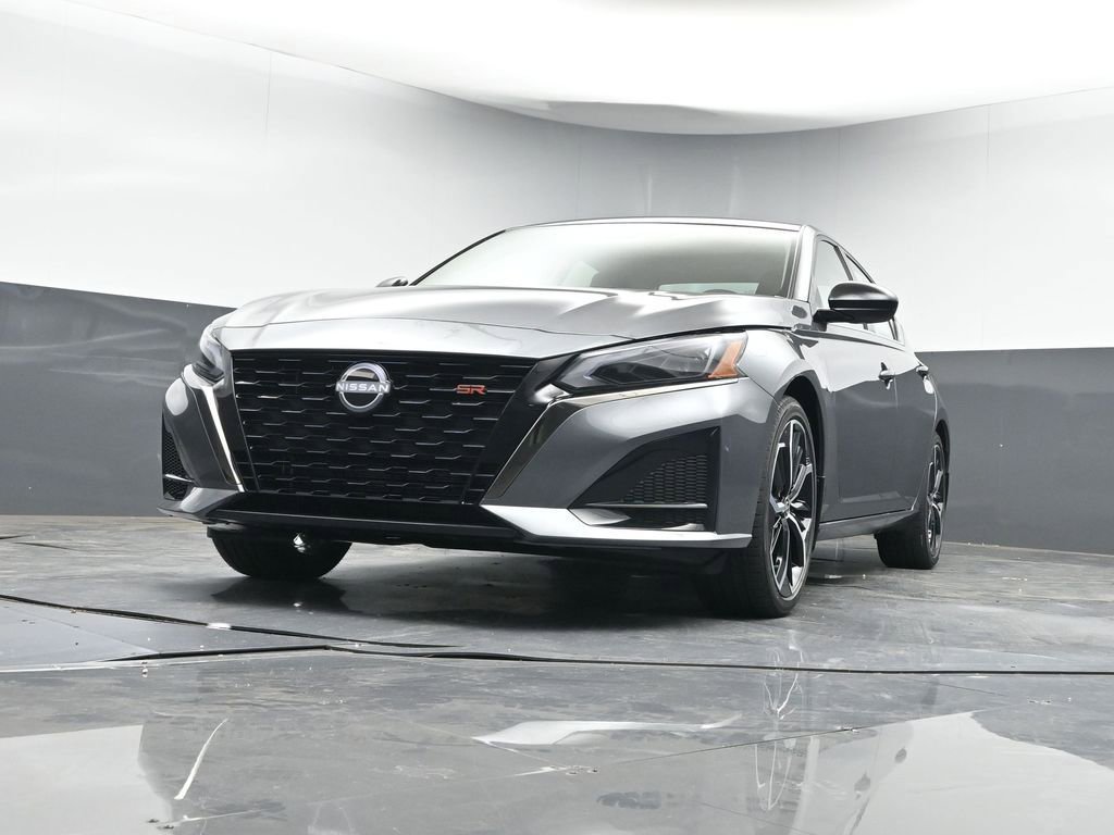 New 2025 Nissan Altima 2.5 SR image 34