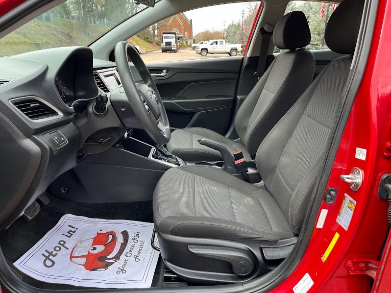 Used 2019 Hyundai Accent SE image 8