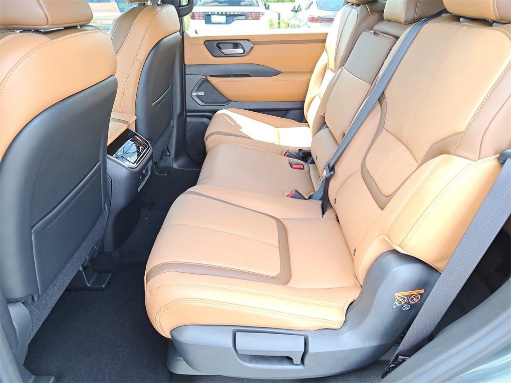 New 2026 Nissan Armada SL image 12