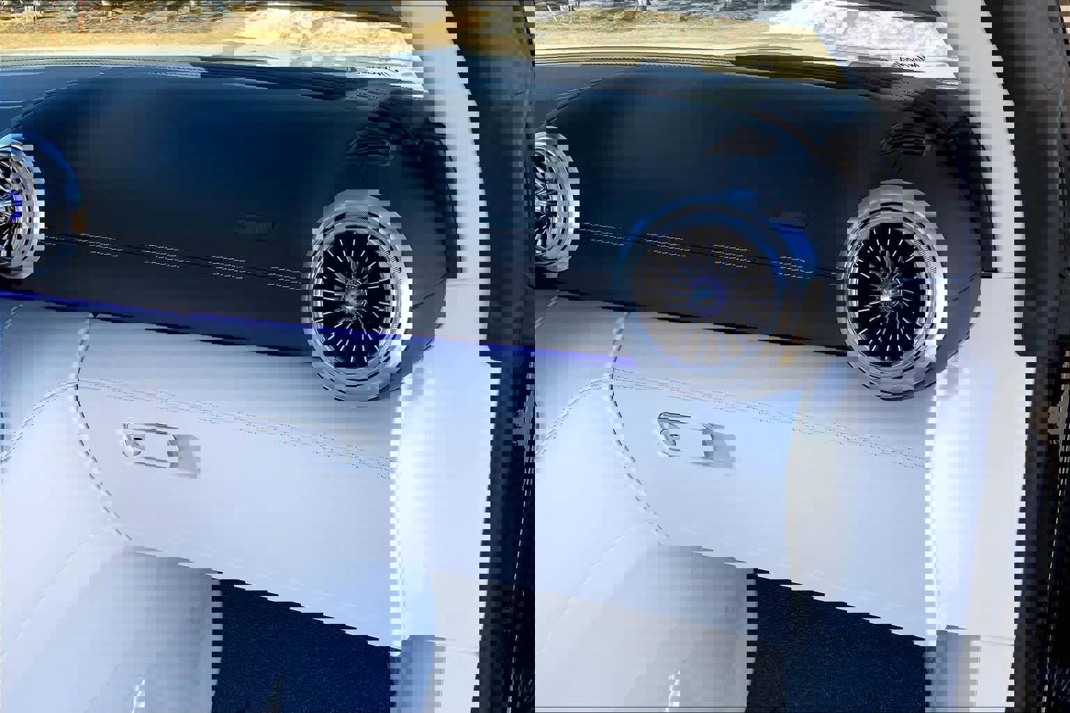 New 2026 Mercedes-Benz Maybach SL 680 image 10