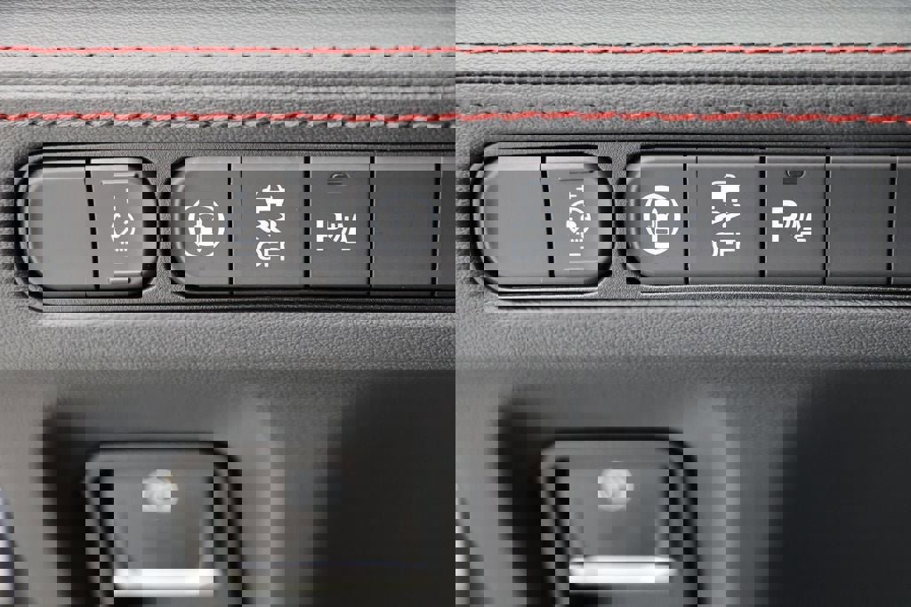 Used 2022 Acura MDX A-Spec image 31