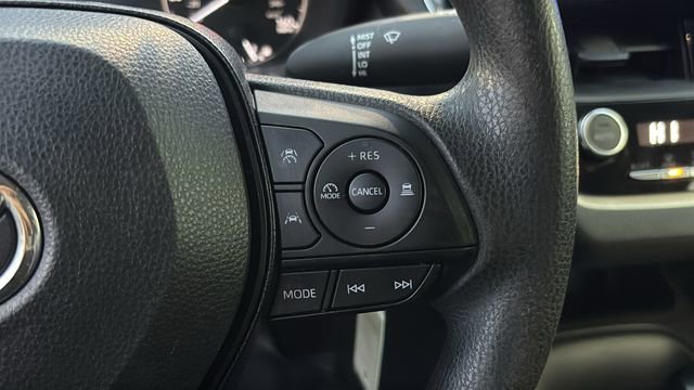 Used 2024 Toyota Corolla LE image 18