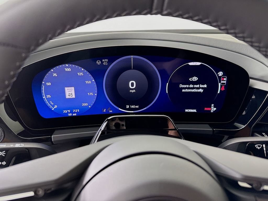 New 2026 Porsche Macan Electric image 18