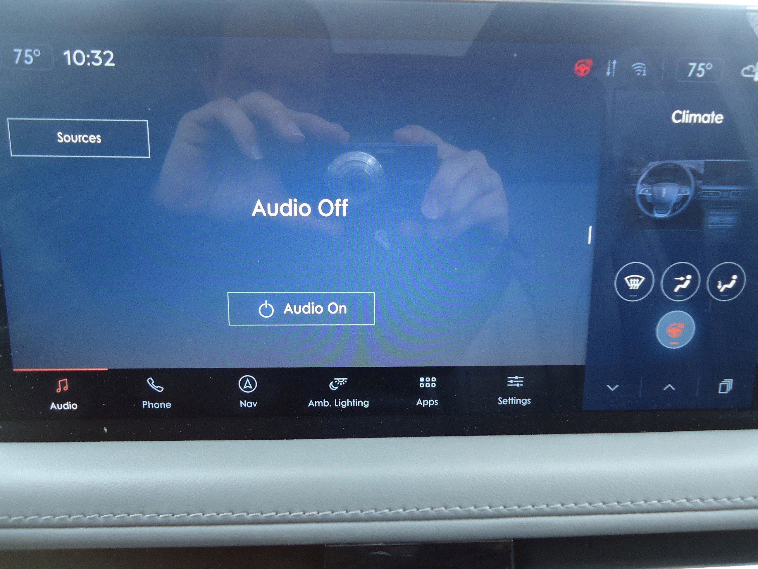 Used 2023 Lincoln Nautilus Reserve w/ Equipment Group 202A image 16