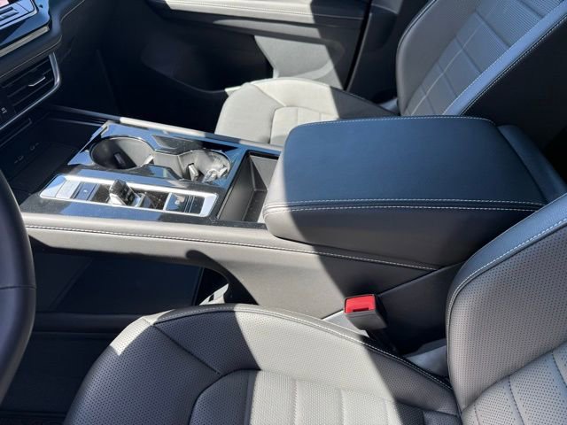 Used 2025 Volkswagen Atlas Cross Sport SEL R-Line AWD/4WD image 12