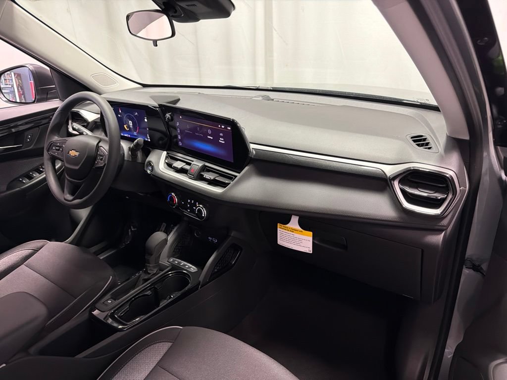 New 2026 Chevrolet TrailBlazer LS w/ LS Convenience Package AWD/4WD image 31