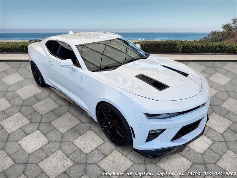 Used 2018 Chevrolet Camaro SS image 5