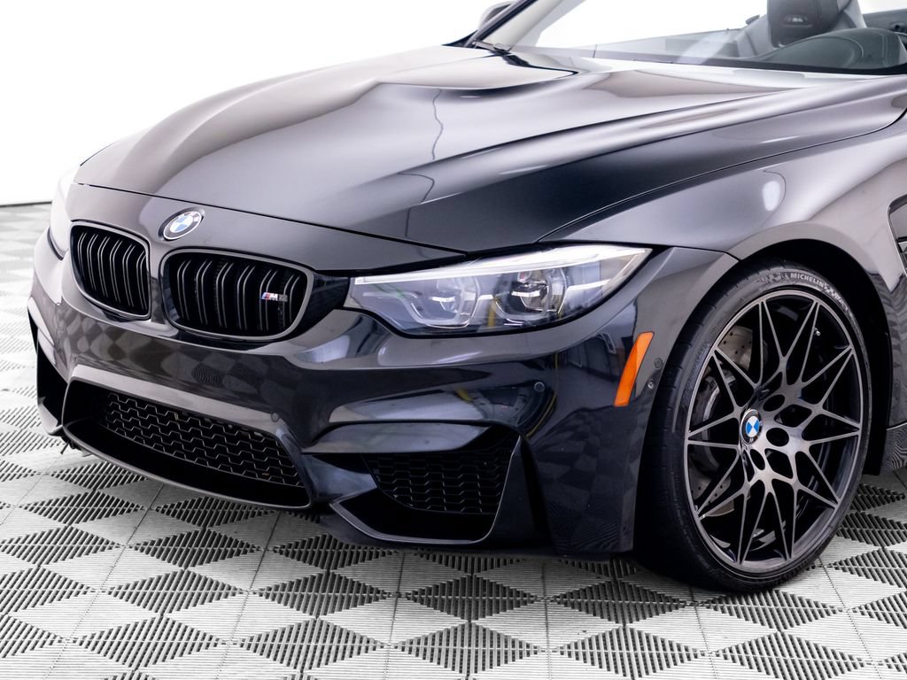 Used 2018 BMW M4 Convertible RWD image 40