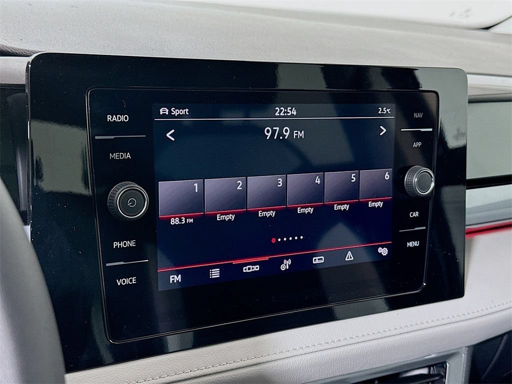 New 2026 Volkswagen Taos SEL AWD/4WD image 15
