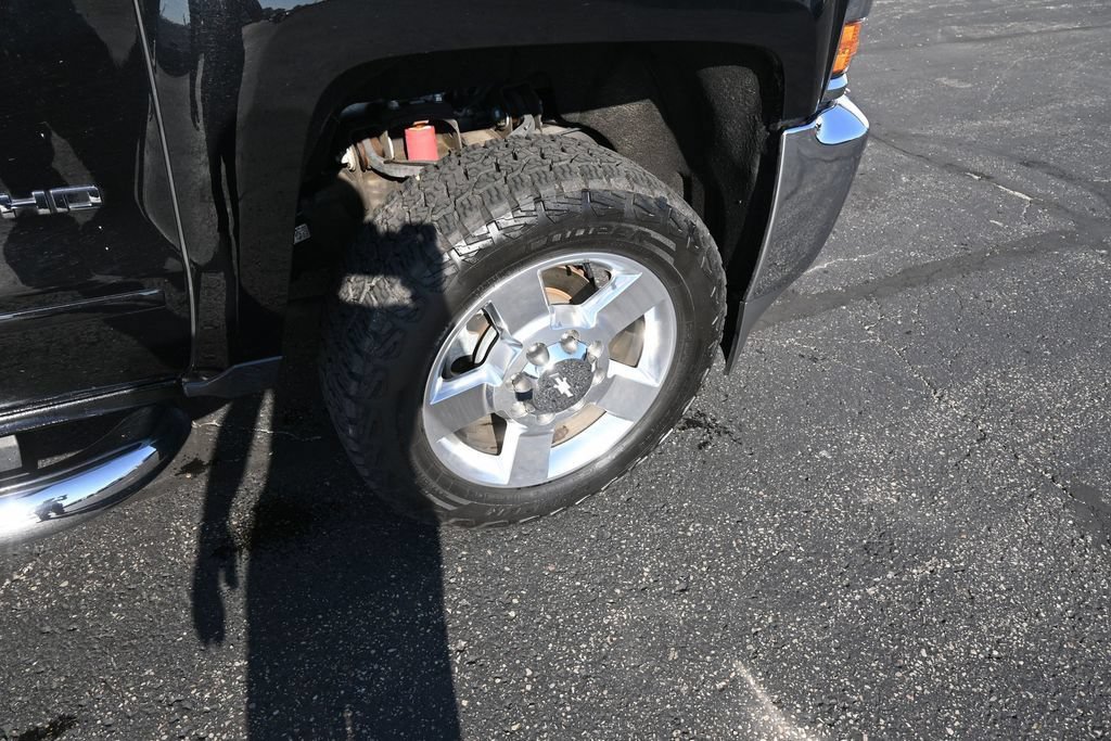 Used 2019 Chevrolet Silverado 2500 LT w/ All Star Edition AWD/4WD image 32