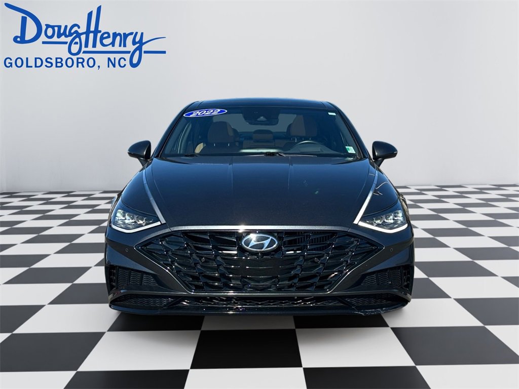 Used 2022 Hyundai Sonata Limited w/ Winter Weather Package image 8