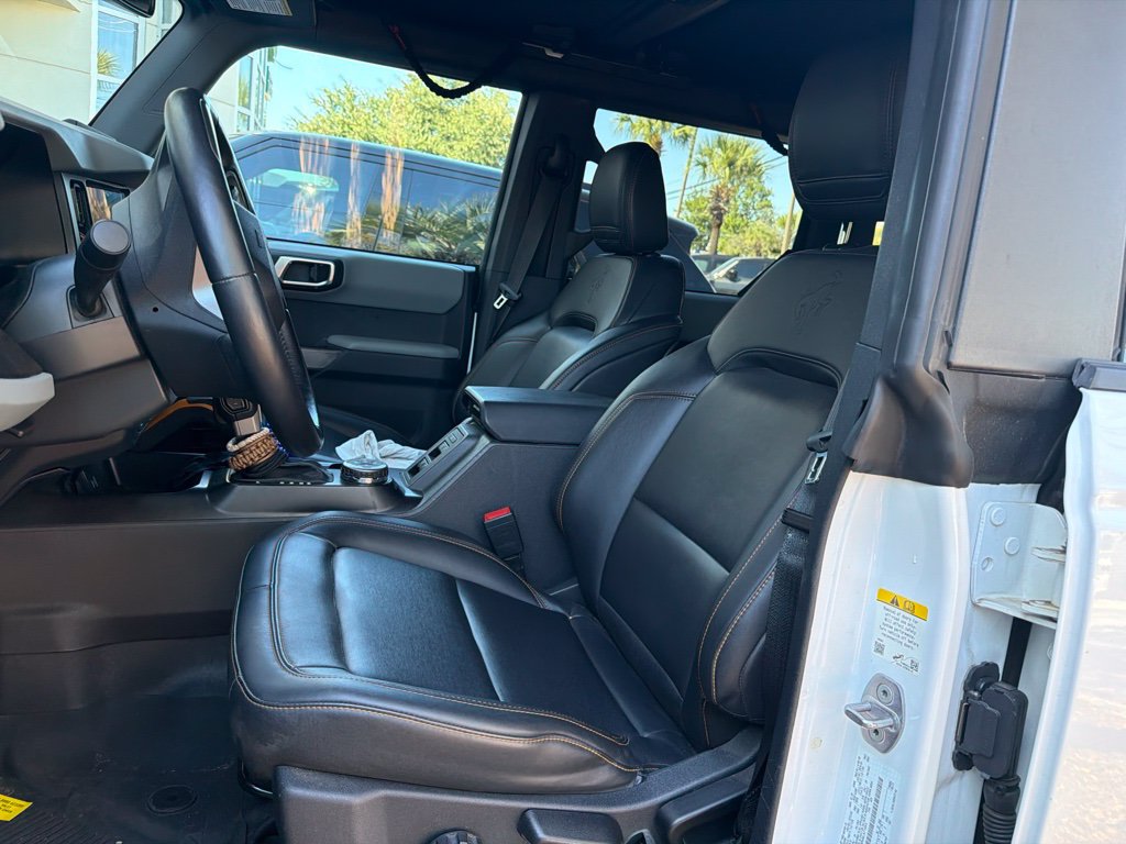 Used 2022 Ford Bronco Badlands AWD/4WD image 9
