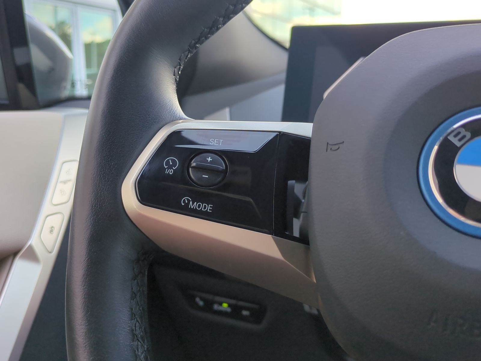 Certified 2024 BMW iX xDrive50 w/ Premium Package AWD/4WD image 19