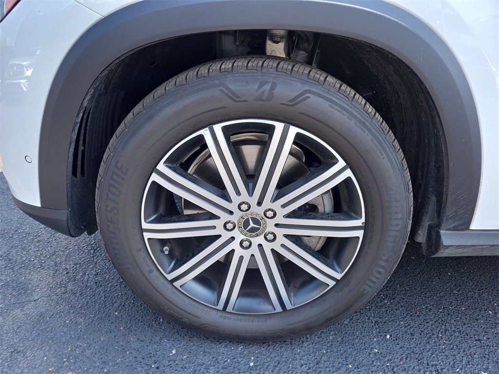 New 2025 Mercedes-Benz GLE 450e 4MATIC image 9