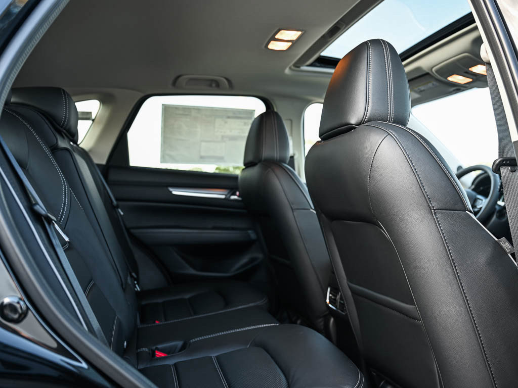 New 2025 MAZDA CX-5 AWD 2.5 S w/ Premium Plus Pkg image 12