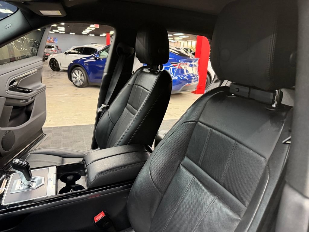 Used 2021 Land Rover Range Rover Evoque SE AWD/4WD image 34