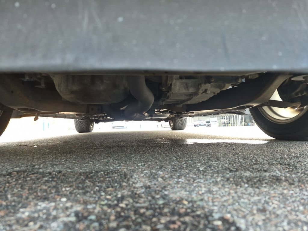 Used 2013 Ford Taurus SEL image 17