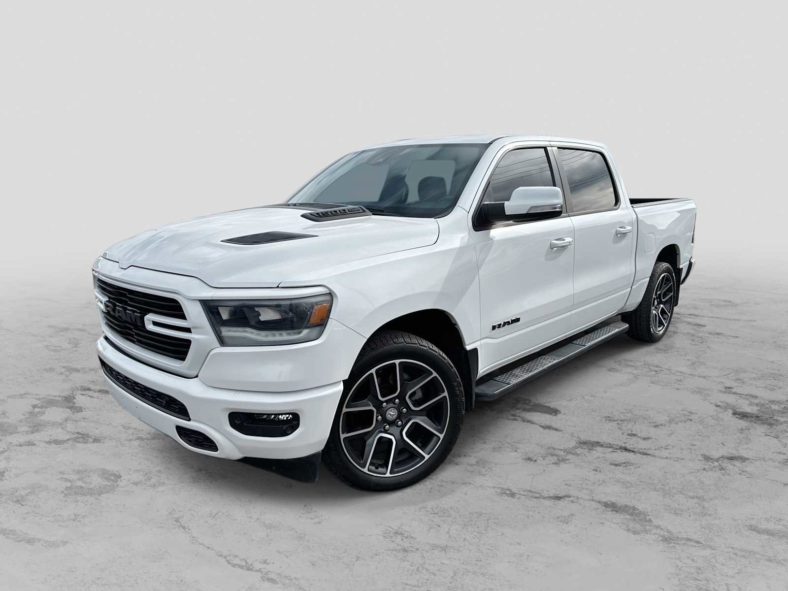 Used 2021 RAM 1500 Sport w/ Leather & Sound Group AWD/4WD image 1