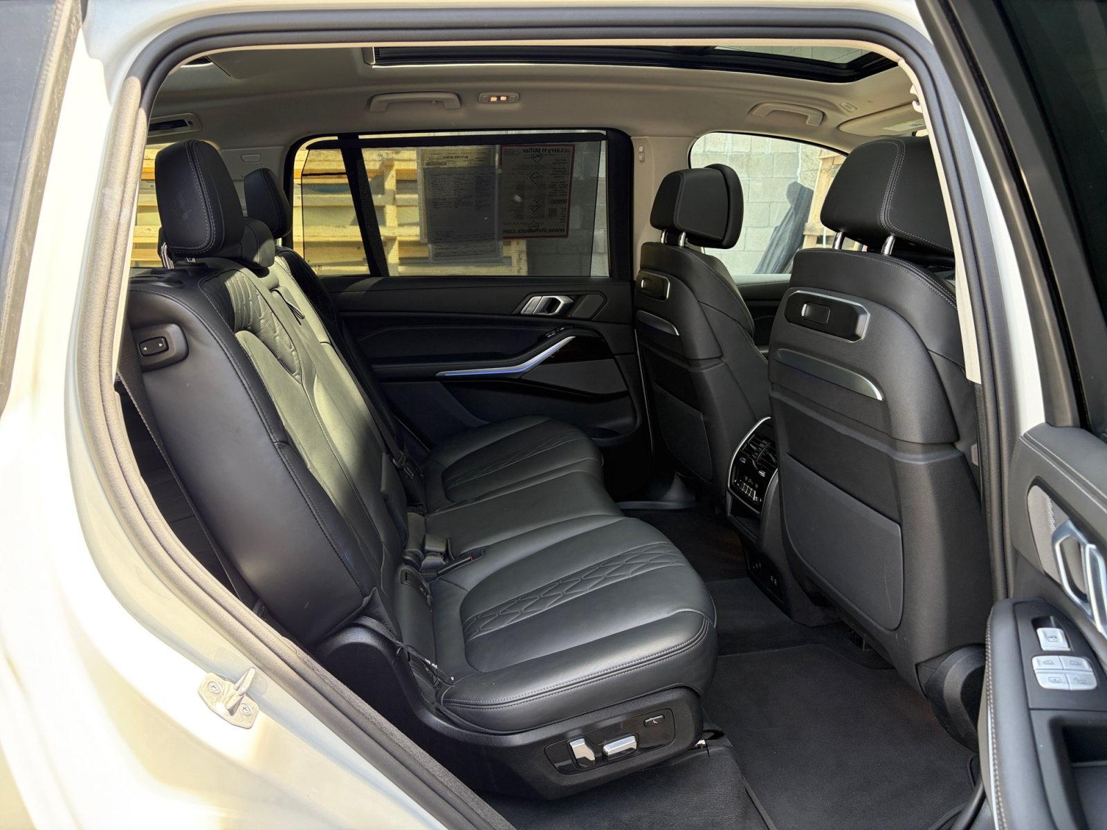 Used 2026 BMW X7 xDrive40i AWD/4WD image 16