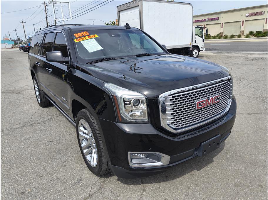 Used 2016 GMC Yukon XL Denali w/ Open Road Package image 3