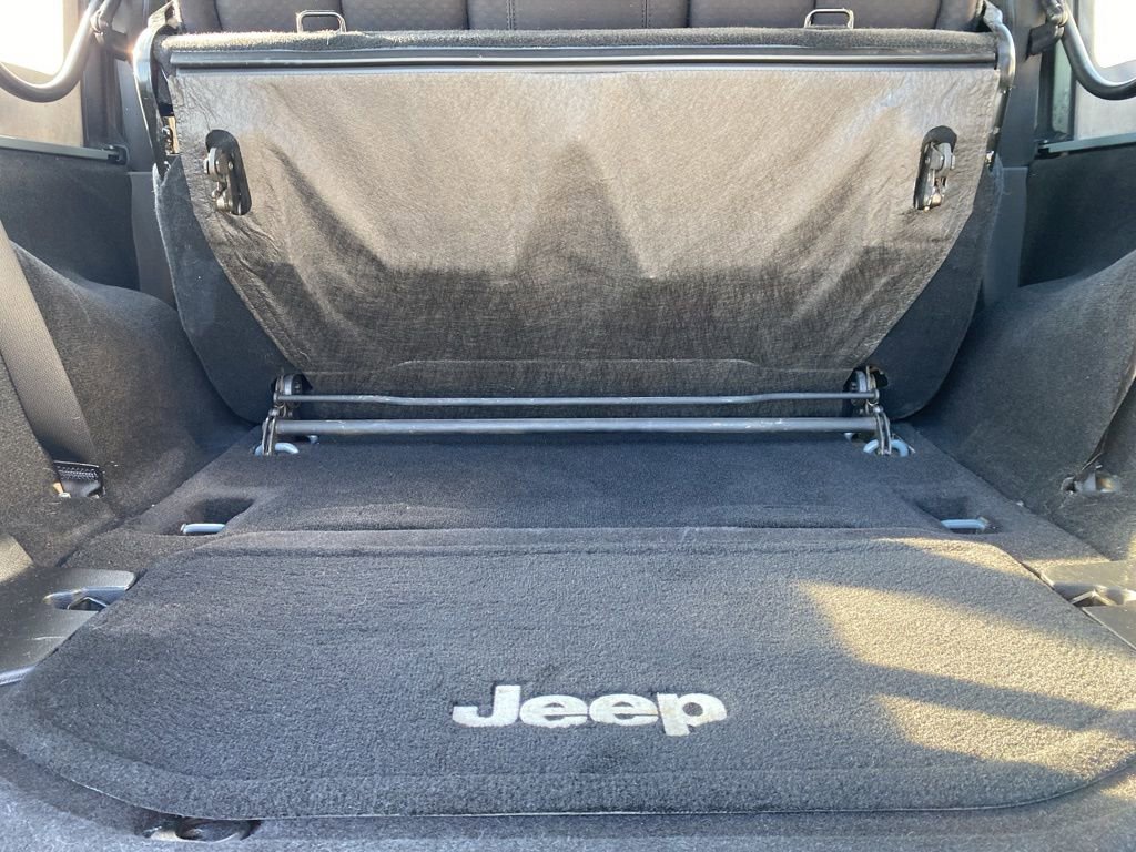Used 2014 Jeep Wrangler Sport image 13
