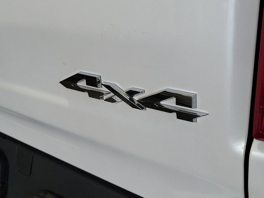 Used 2025 RAM 1500 Tungsten w/ Off Road Group AWD/4WD image 7