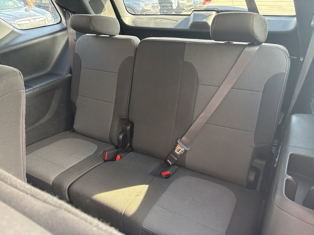 Used 2020 Chevrolet Traverse LS image 13