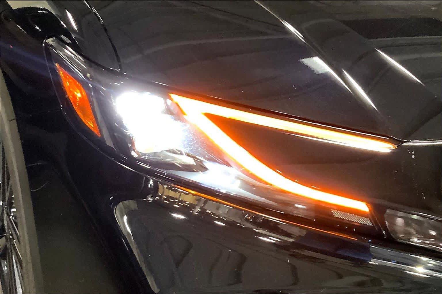Certified 2025 Toyota Camry XSE w/ Premium Package AWD/4WD image 28