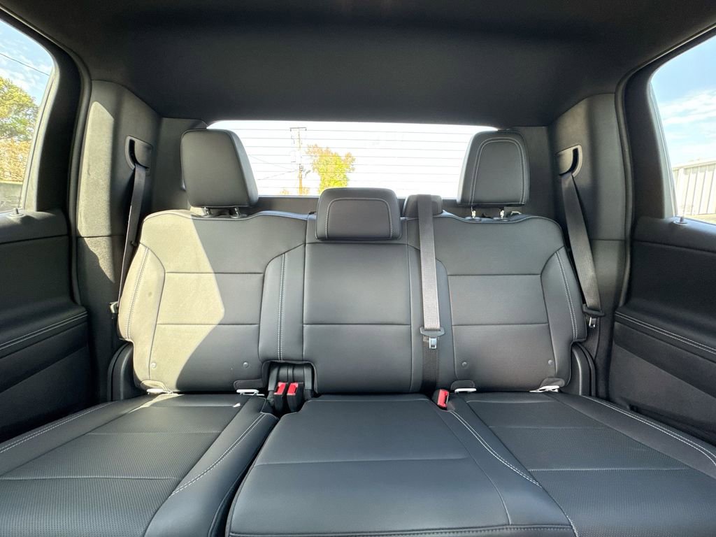 Used 2025 Chevrolet Silverado EV LT image 32