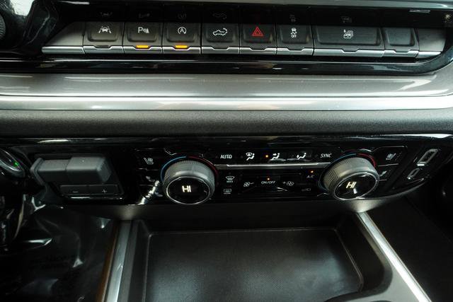 Used 2024 Chevrolet Silverado 1500 High Country w/ Midnight Edition image 22