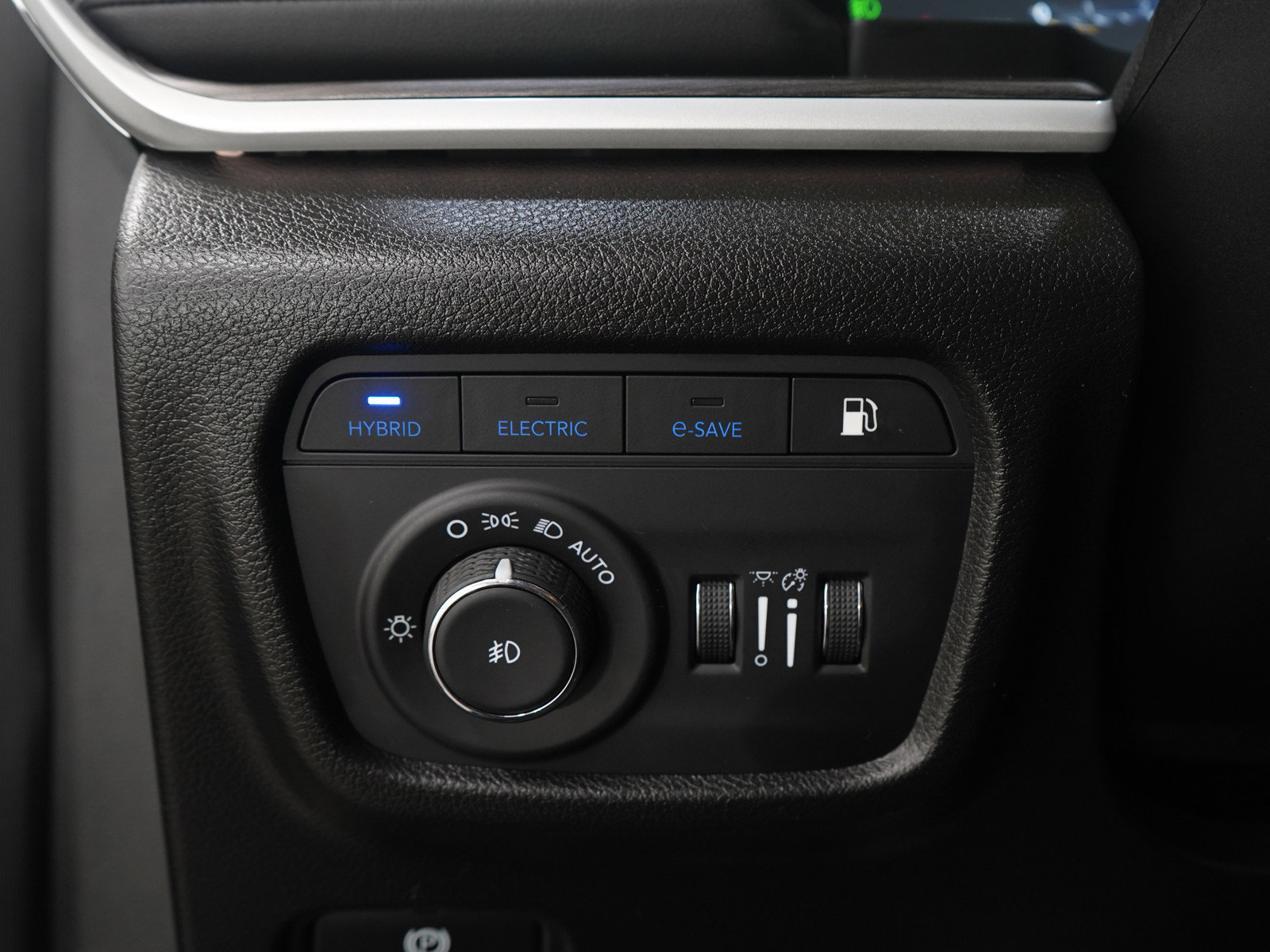 Used 2023 Jeep Grand Cherokee 30th Anniversary image 25