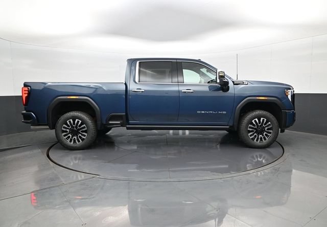 New 2026 GMC Sierra 2500 Denali Ultimate AWD/4WD image 4
