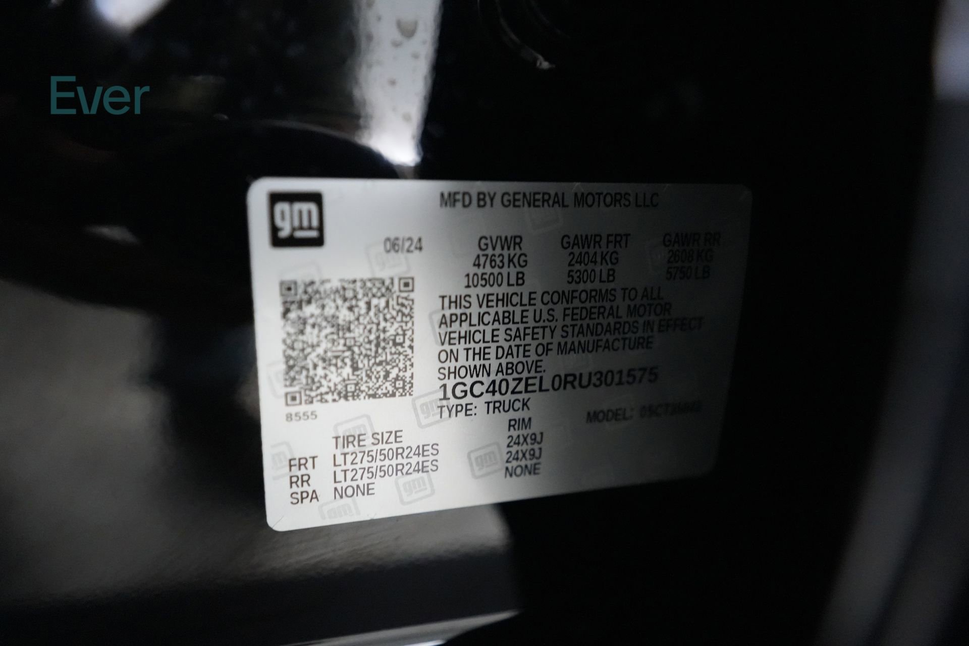 Used 2024 Chevrolet Silverado EV RST image 19