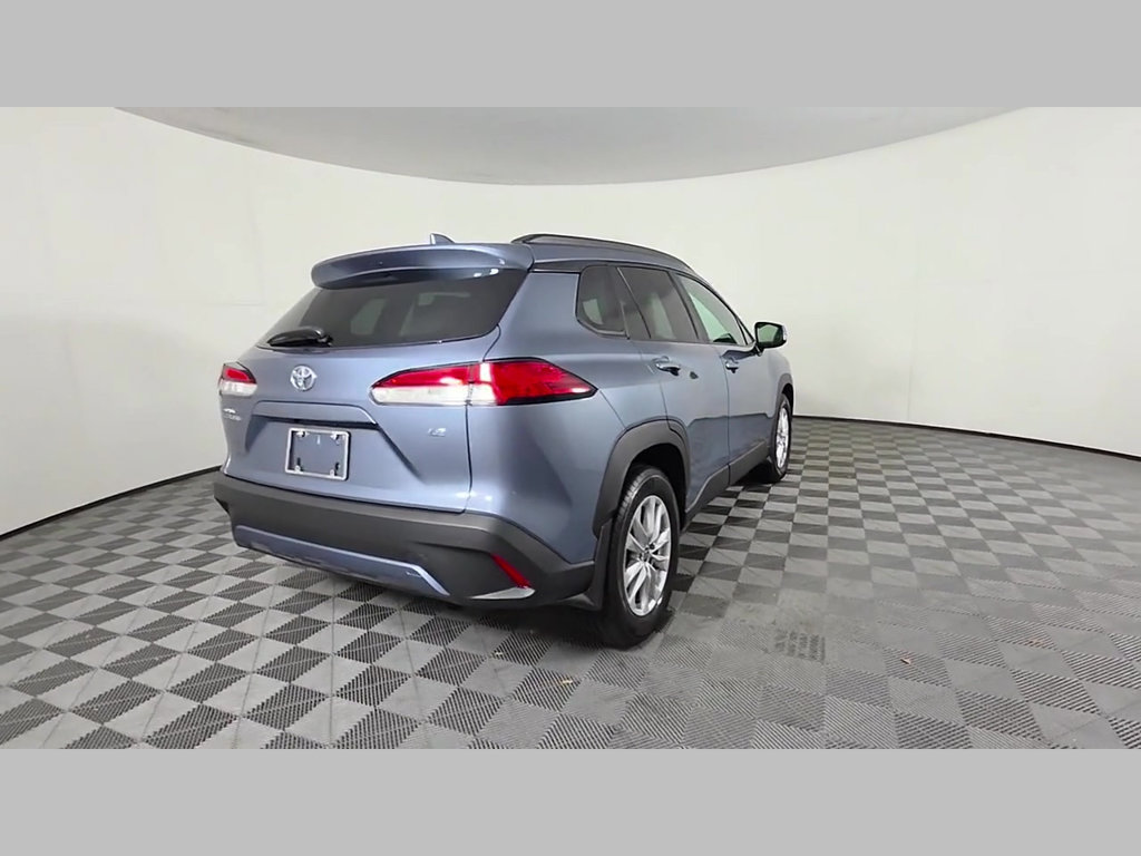 Used 2023 Toyota Corolla Cross LE FWD image 40