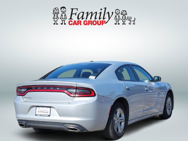 Used 2022 Dodge Charger SXT RWD image 4