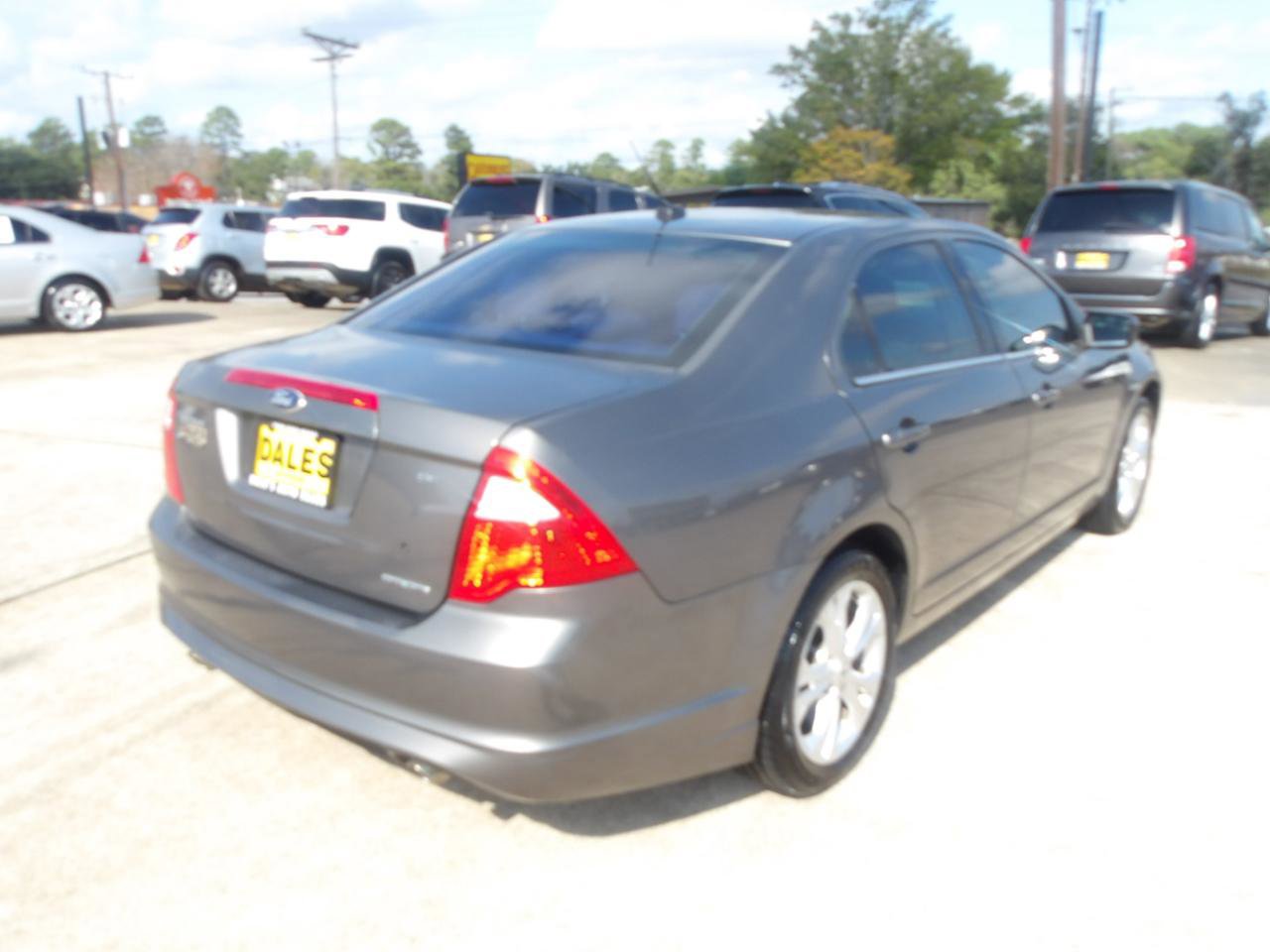 Used 2012 Ford Fusion SE FWD image 11
