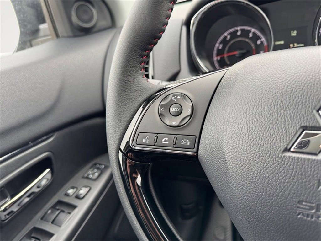 New 2025 Mitsubishi Outlander Sport LE image 10