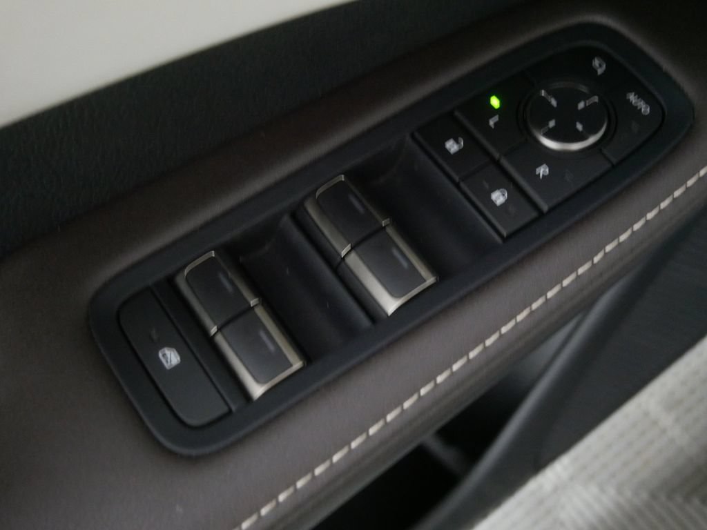 Used 2024 Lexus RX 350 Premium w/ Cold Area Package AWD/4WD image 15