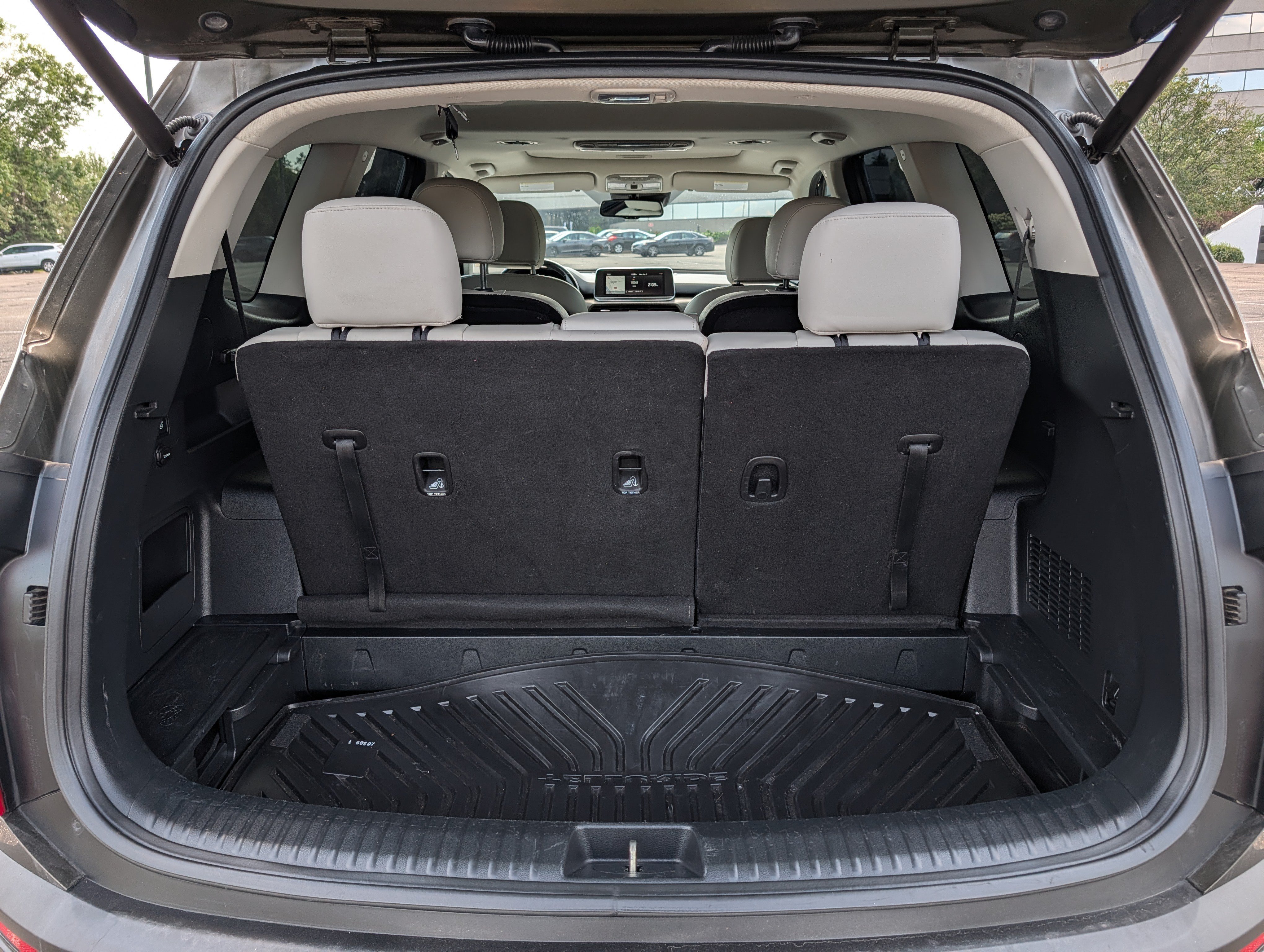 Used 2021 Kia Telluride EX w/ EX Premium Package AWD/4WD image 18