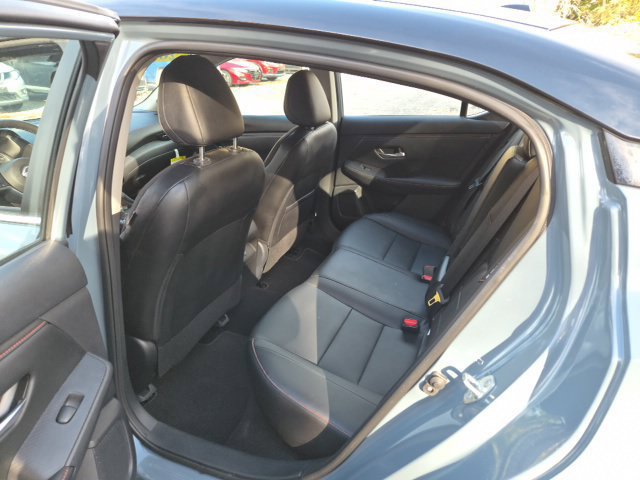 Used 2025 Nissan Sentra SR w/ SR Premium Package FWD image 14