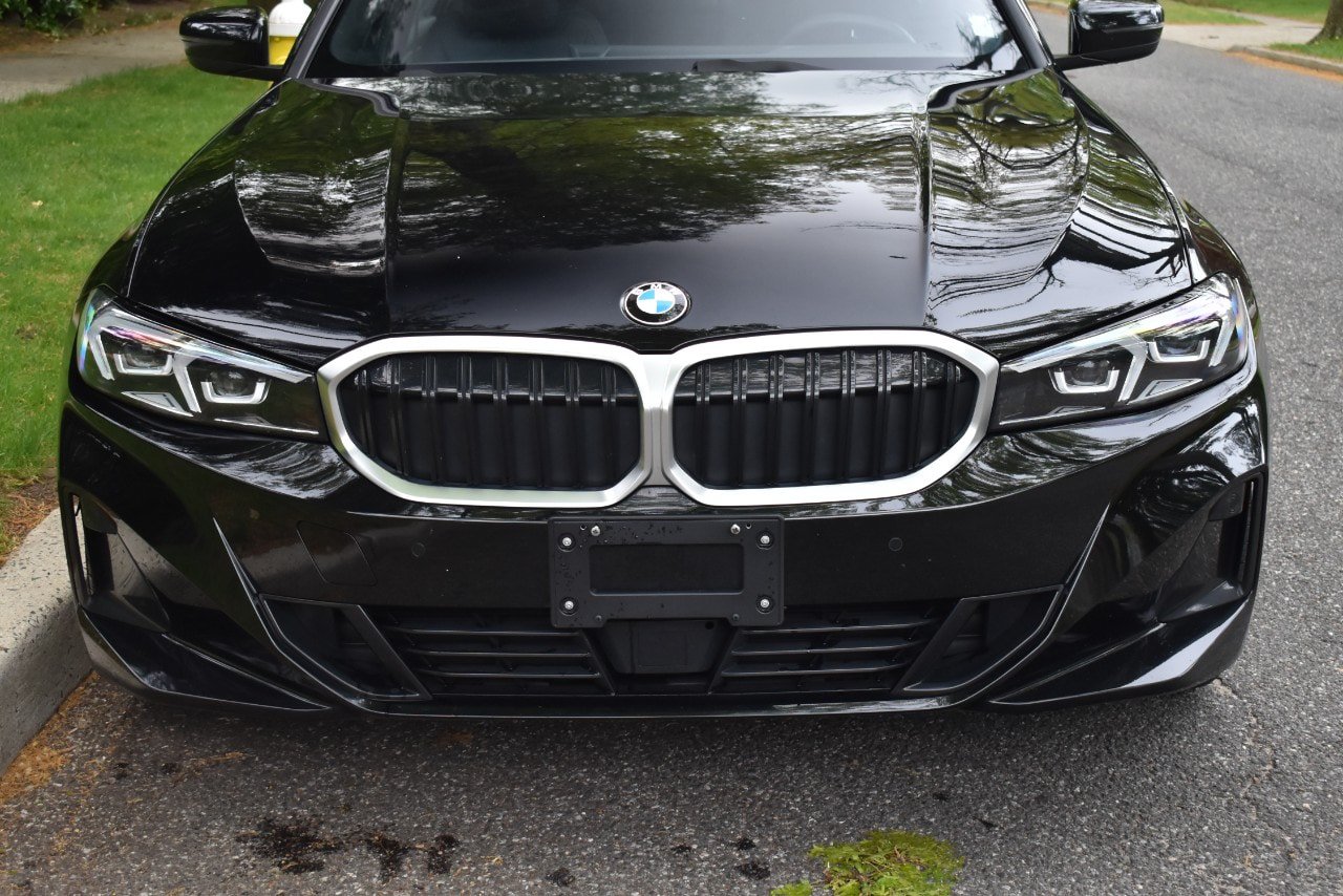 Used 2025 BMW 330i xDrive Sedan AWD/4WD image 34