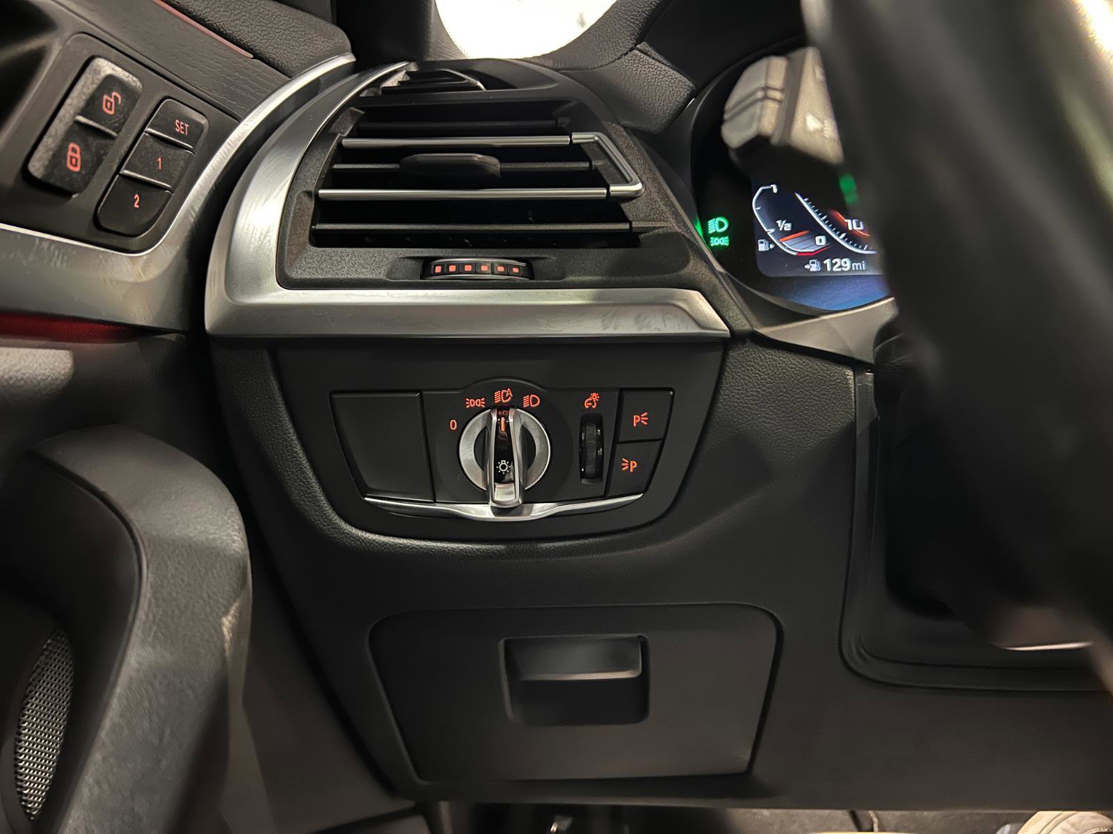 Used 2022 BMW X3 M40i w/ Premium Package image 16