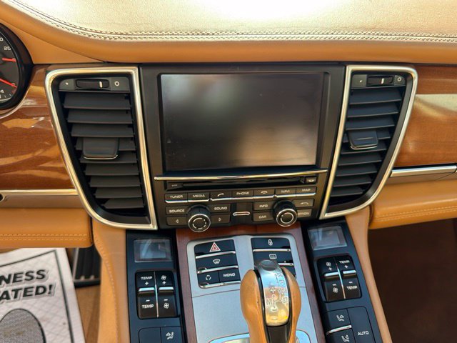 Used 2012 Porsche Panamera 4 w/ Premium Pkg Plus AWD/4WD image 19