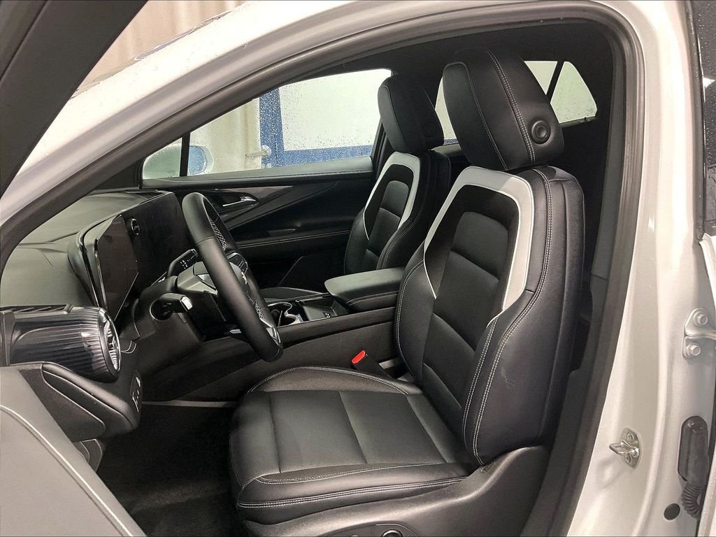 Used 2024 Chevrolet Blazer EV LT AWD/4WD image 10