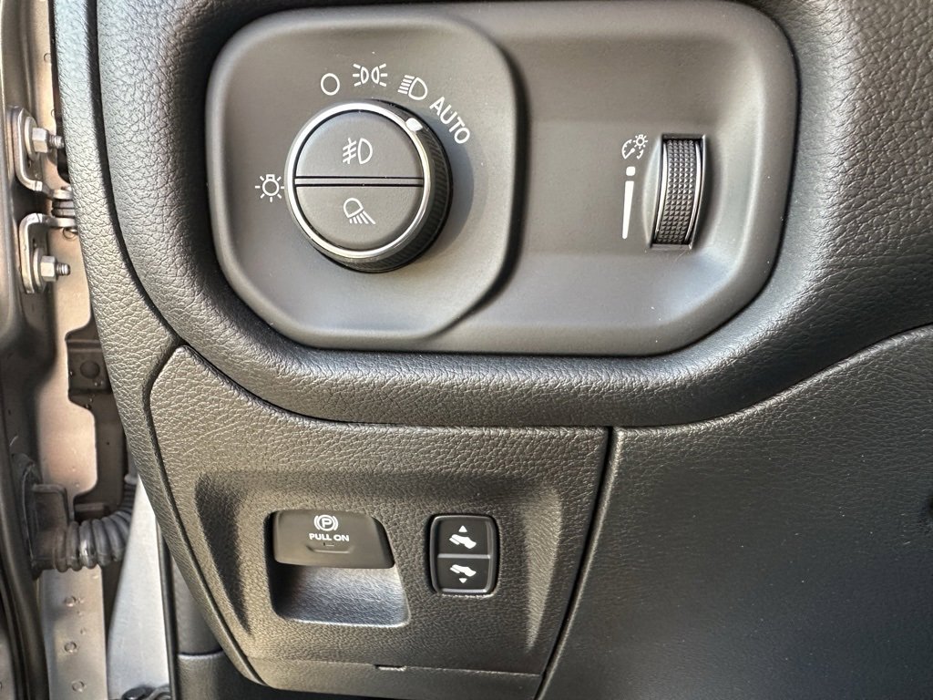 Used 2022 RAM 1500 Big Horn image 5