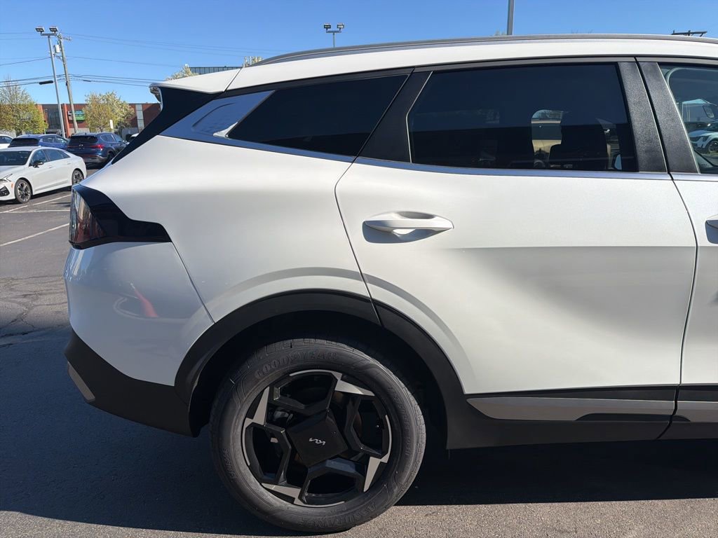 New 2026 Kia Sportage EX AWD/4WD image 7