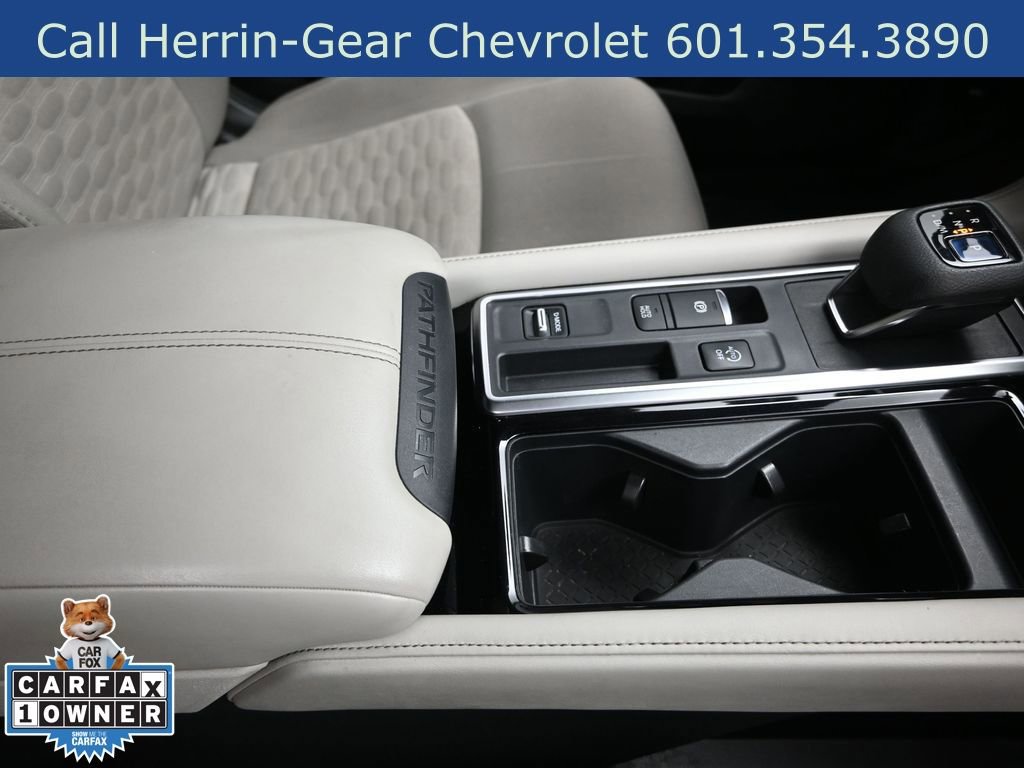 Used 2022 Nissan Pathfinder SV image 29