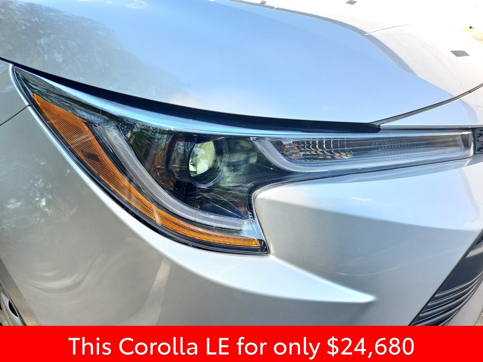 Used 2026 Toyota Corolla LE FWD image 13